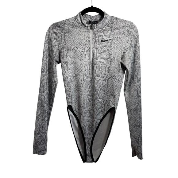 Nike Python Gray and White Snakeskin Long Sleeve Bodysuit - Picture 1 of 6